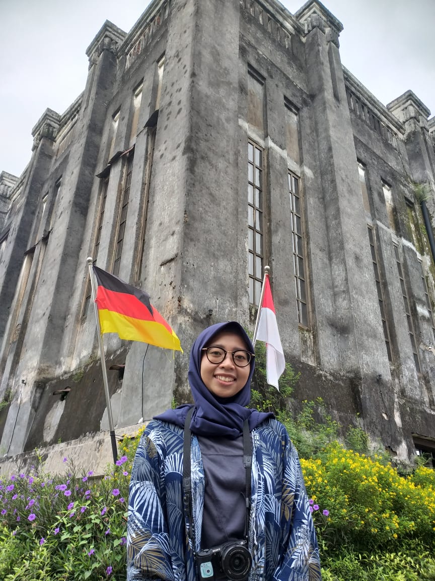 ADELIA MIRANTI SIDIQ, S.Pd